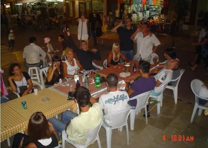 Akerdem קוסדסי